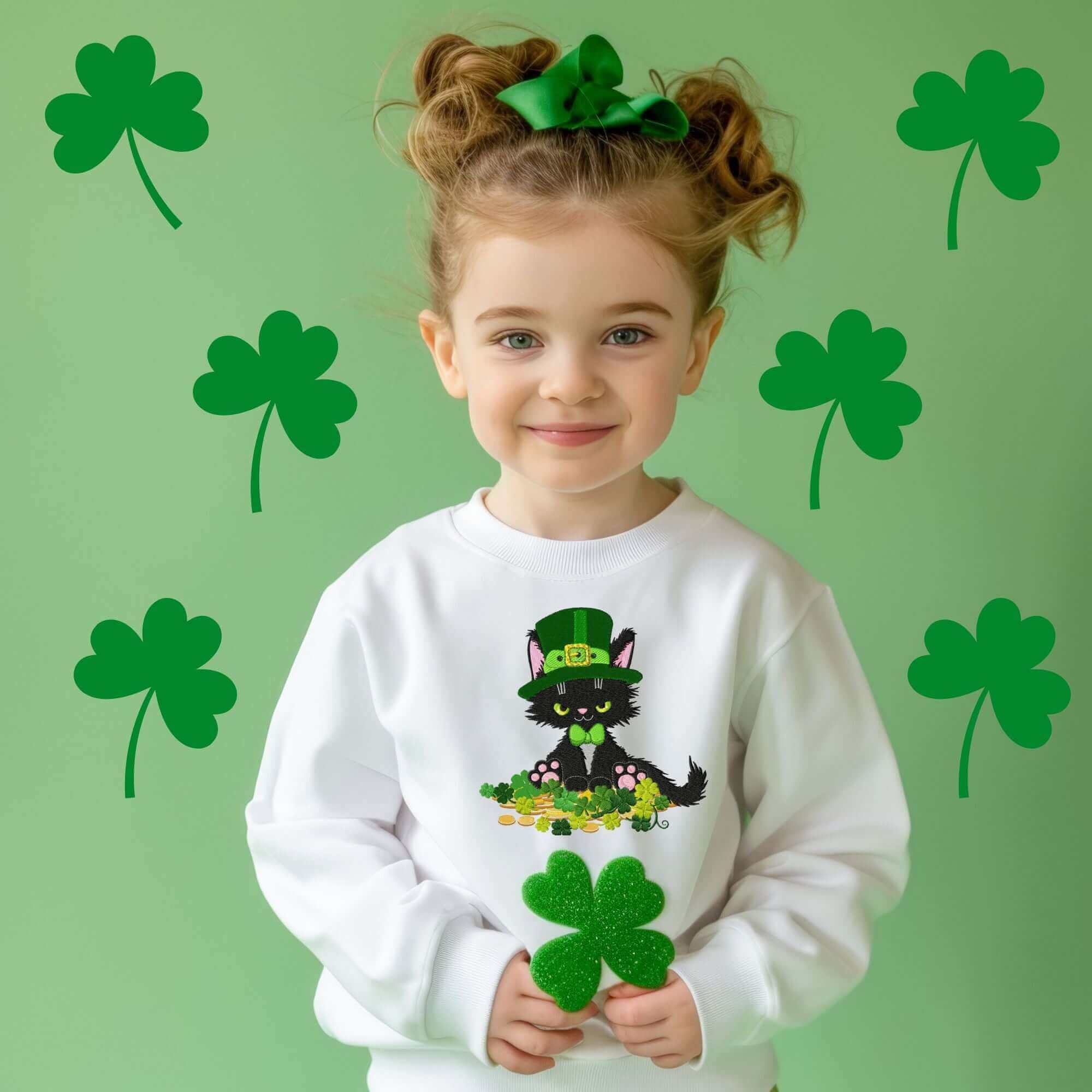 Saint Patrick's Day Kitten (2) - Embroidery Design - 3 SizesEmbroidery Designs