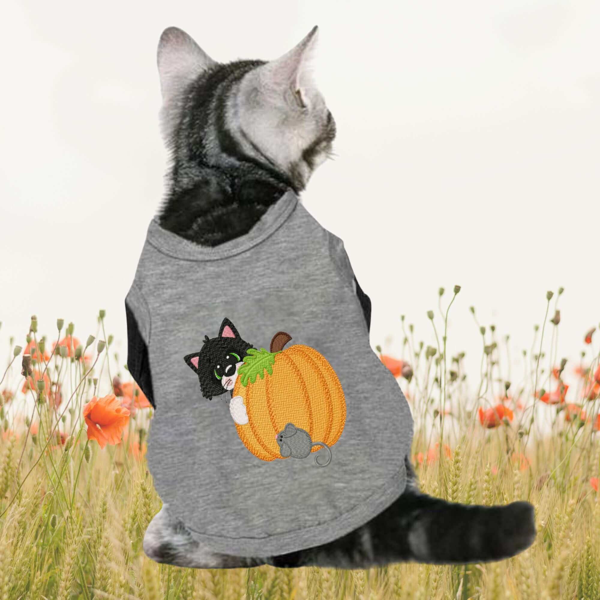 Scaredy Cat 1 - Machine Embroidery Design - 4 sizesEmbroidery Designs