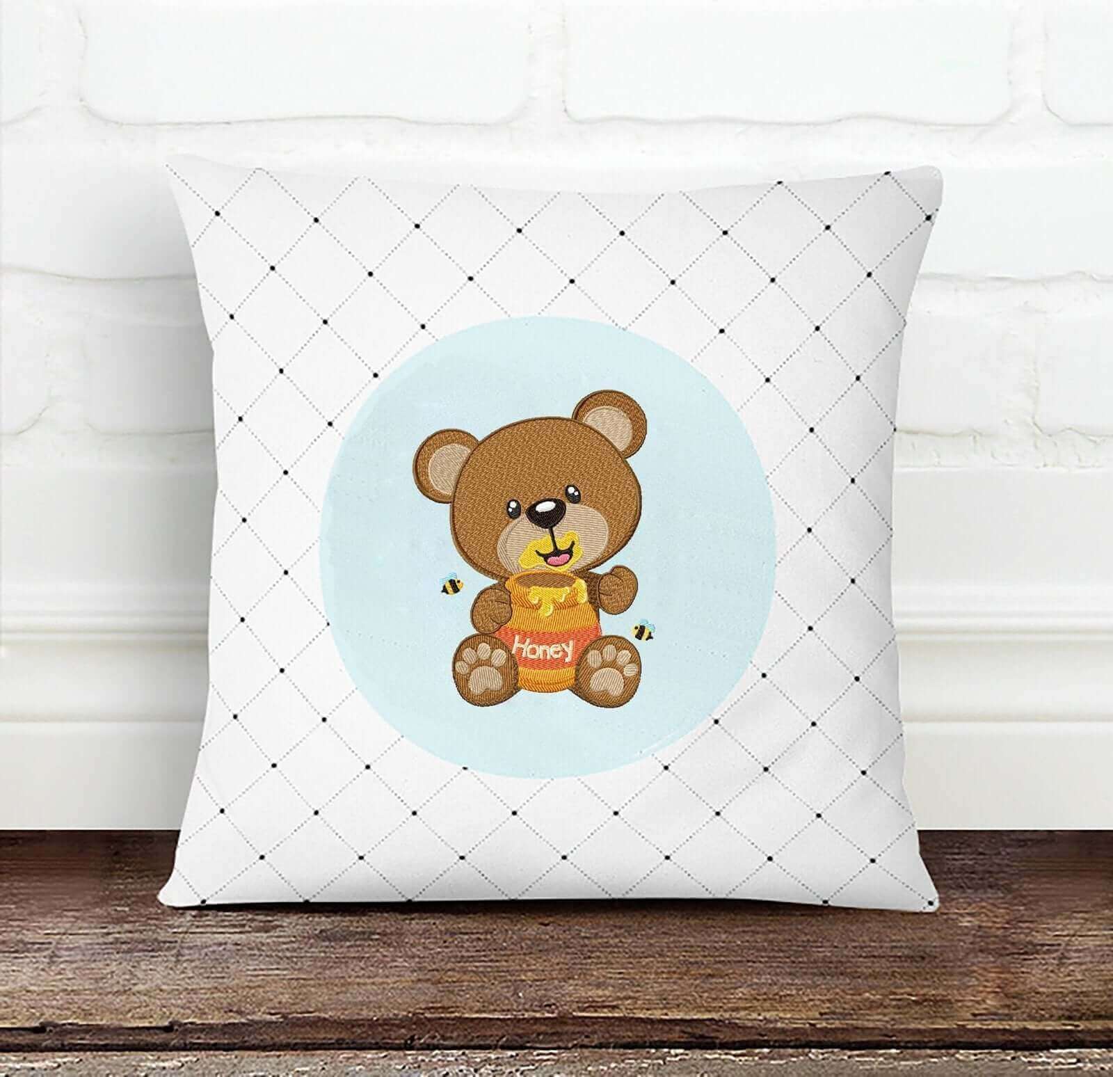 Honey Pot Bear - Machine Embroidery Design - 3 sizesEmbroidery Designs