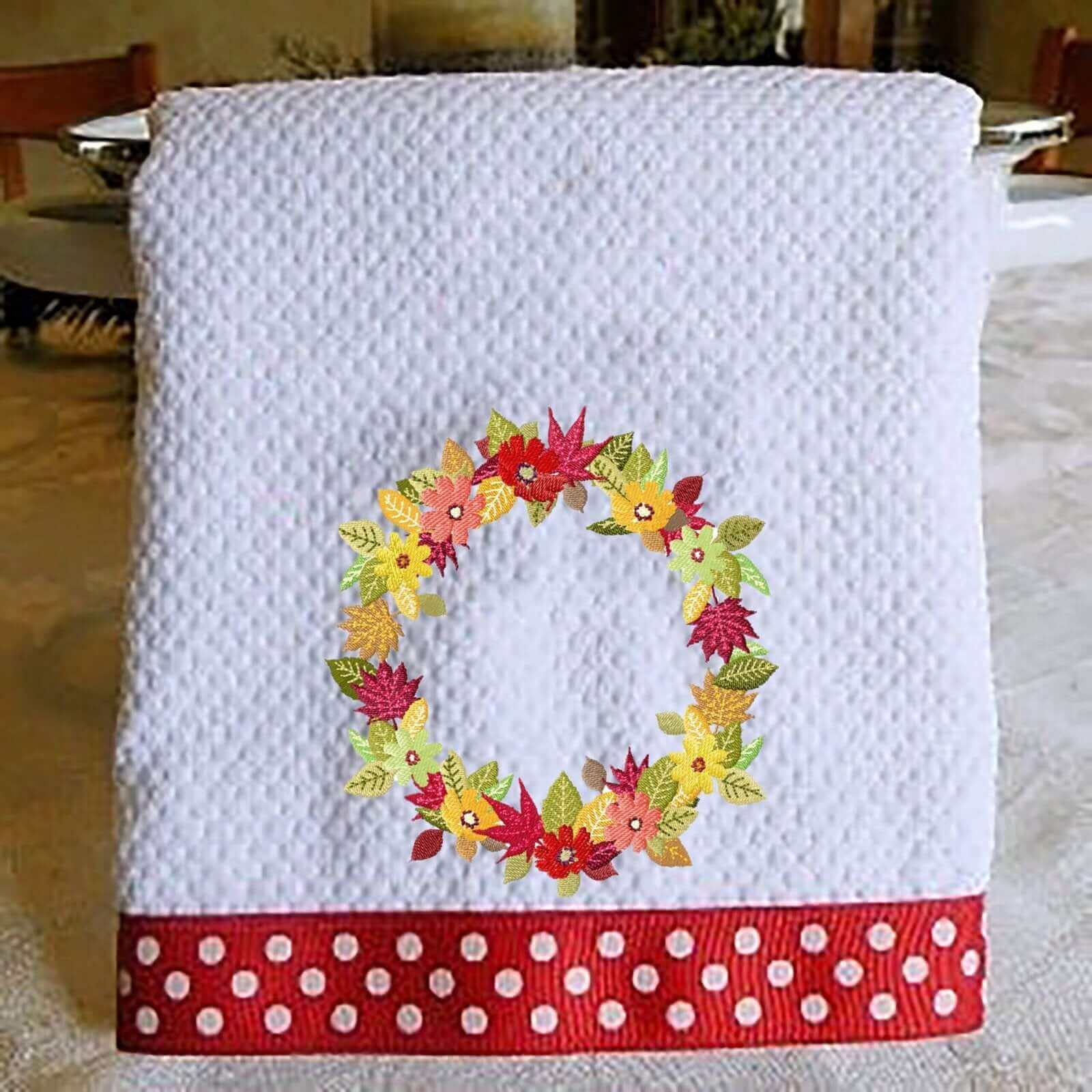 Autumn Wreath 1 - Machine Embroidery Design - 5 SizesEmbroidery Designs